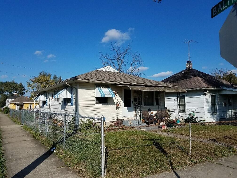 Property Photo: 1501 Taylor Avenue OH 45044