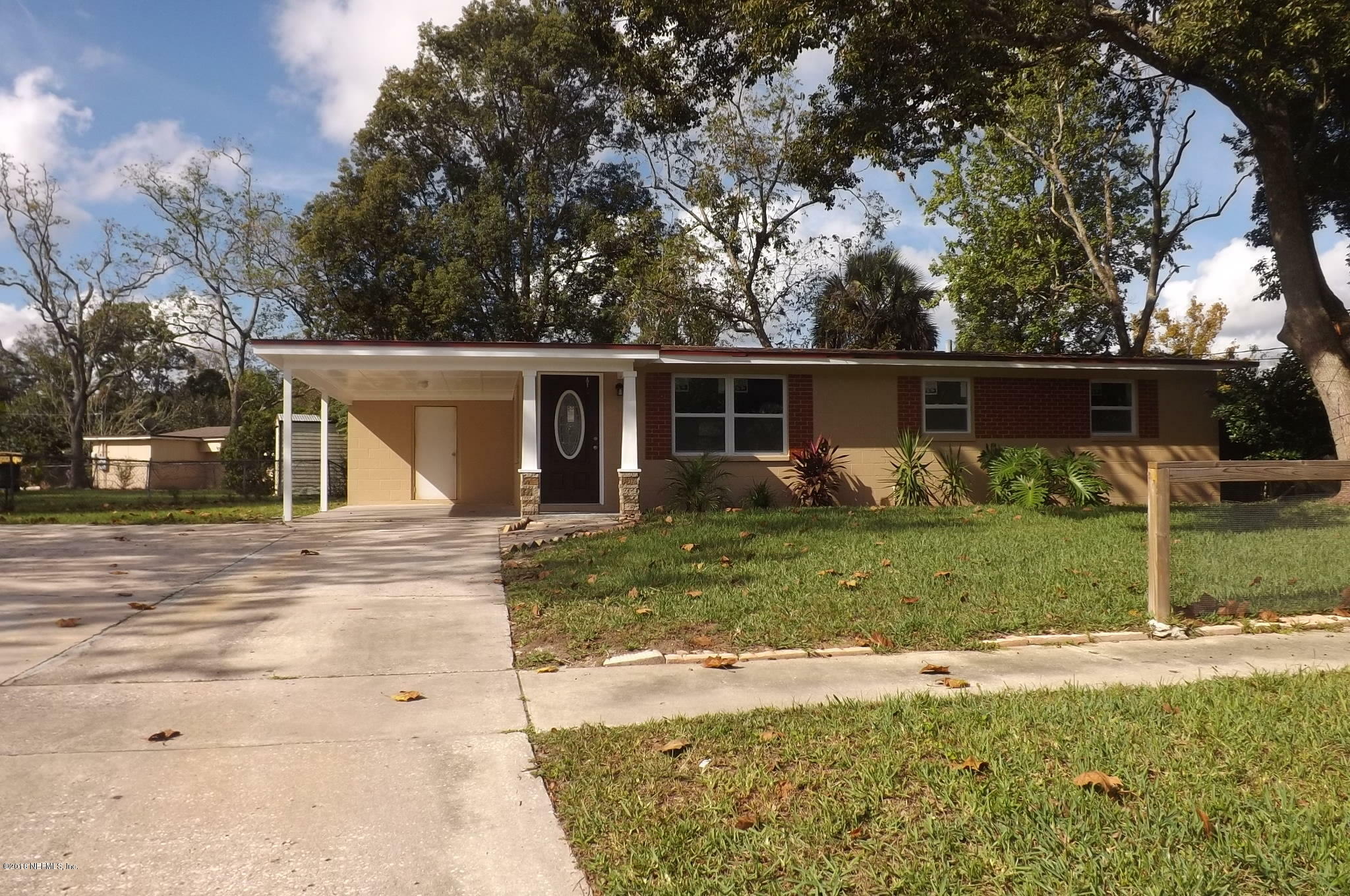 Property Photo: 5906 Colima Place FL 32244