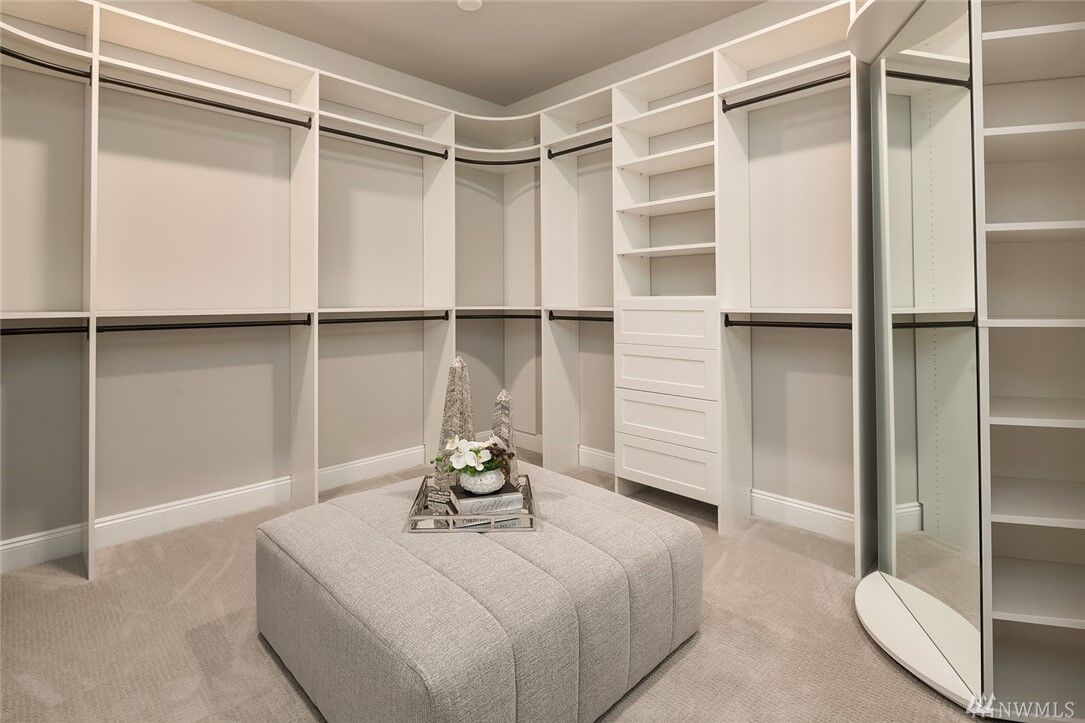 Property Photo:  1415 109th Avenue SE  WA 98004 