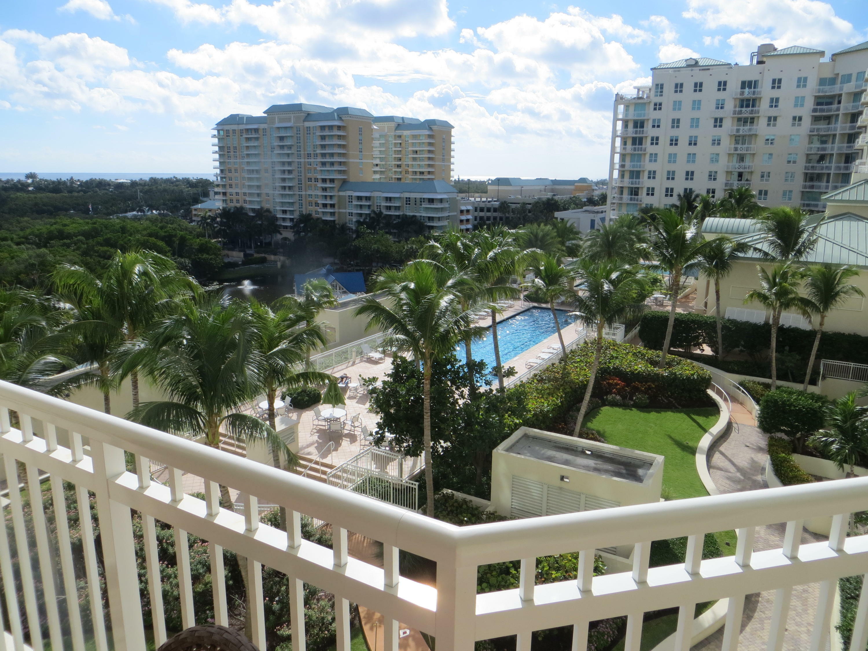 Property Photo: 450 N Federal Highway 909 FL 33435