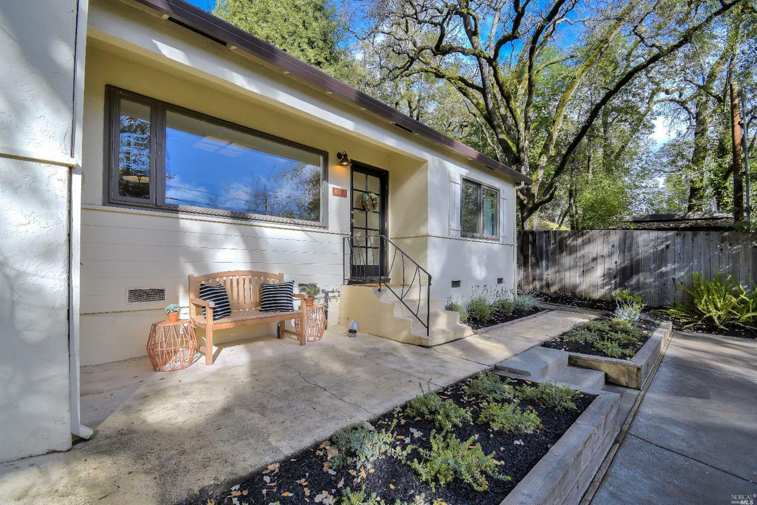 Property Photo:  275 Frustuck Avenue  CA 94930 