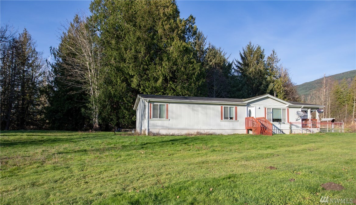 Property Photo:  25905 Helmick Rd  WA 98284 