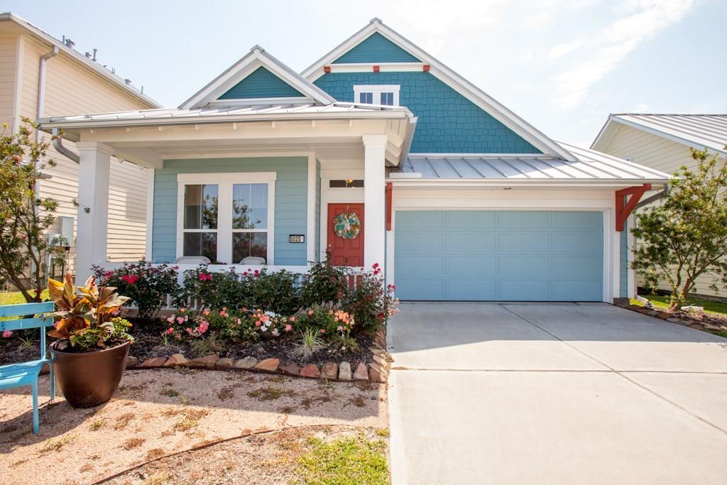 Property Photo: 5025 Allen Cay Drive TX 77590