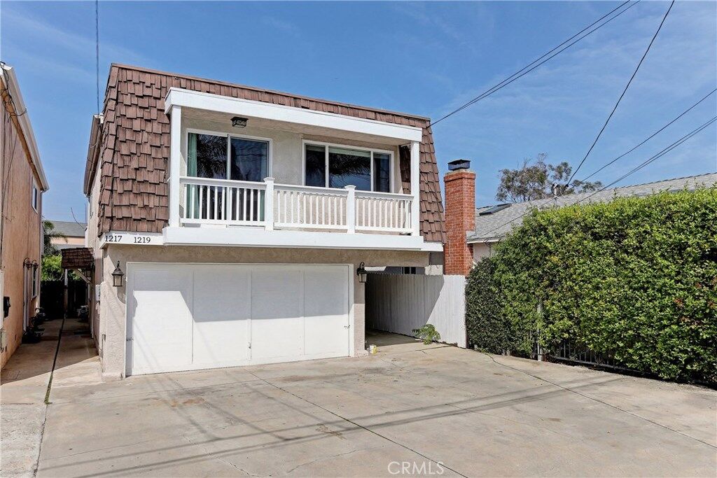 Property Photo: 1217 24th Street CA 90254