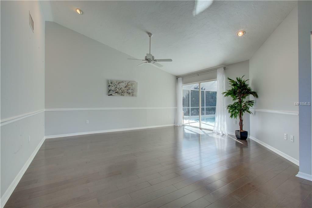 Property Photo:  5167 Kestral Park Lane  FL 34231 