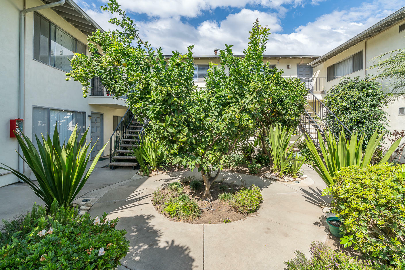 Property Photo:  7580 Cathedral Oaks Road 5  CA 93117 