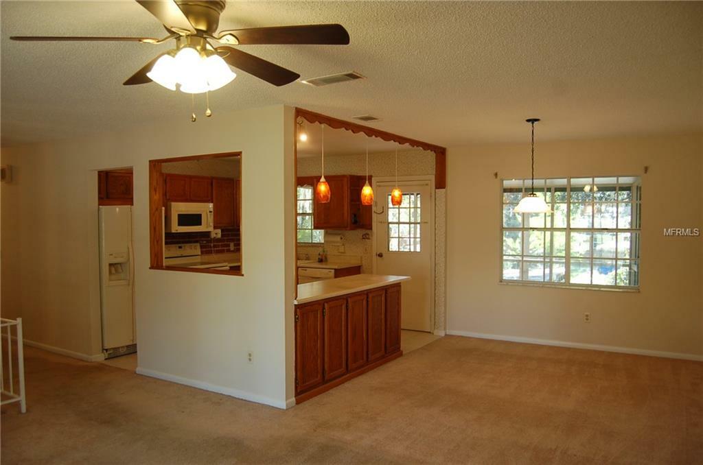 Property Photo:  500 Pineview Street  FL 32701 