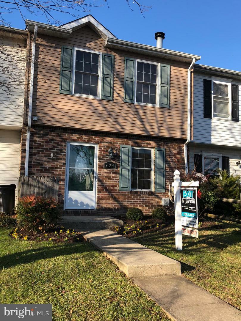 Property Photo: 624 Kittendale Circle MD 21220