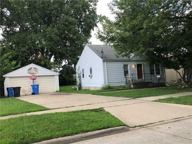 6157 Kinmore Street  Dearborn Heights MI 48127 photo