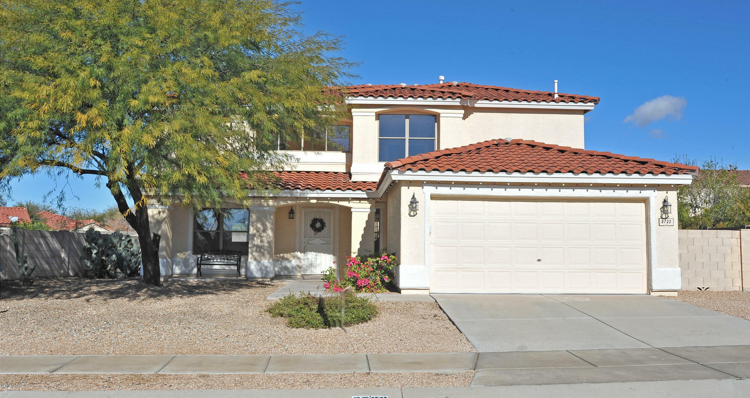 Property Photo: 8723 E Semple Street AZ 85747