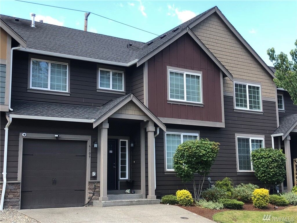 Property Photo:  6109 Alexander Ave SE  WA 98092 