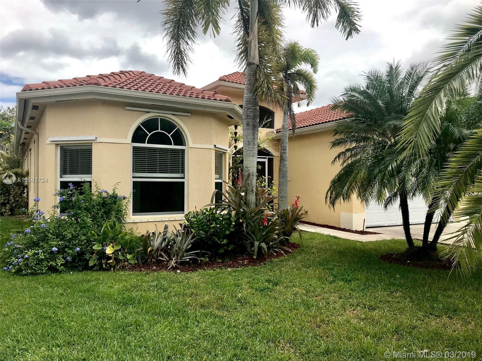 Property Photo:  2813 Augusta Ln  FL 33035 