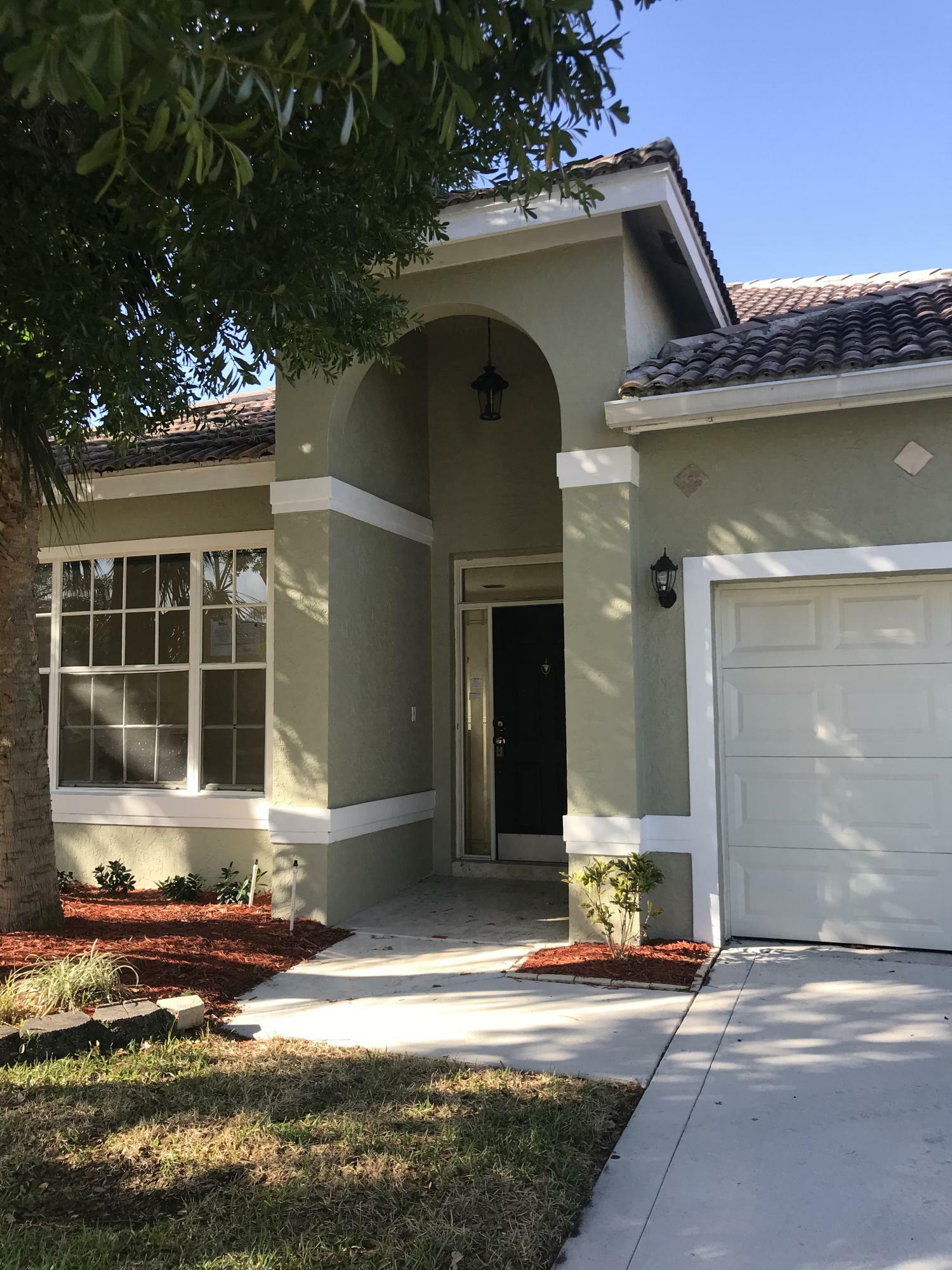 Property Photo:  6012 Newport Village Way  FL 33463 