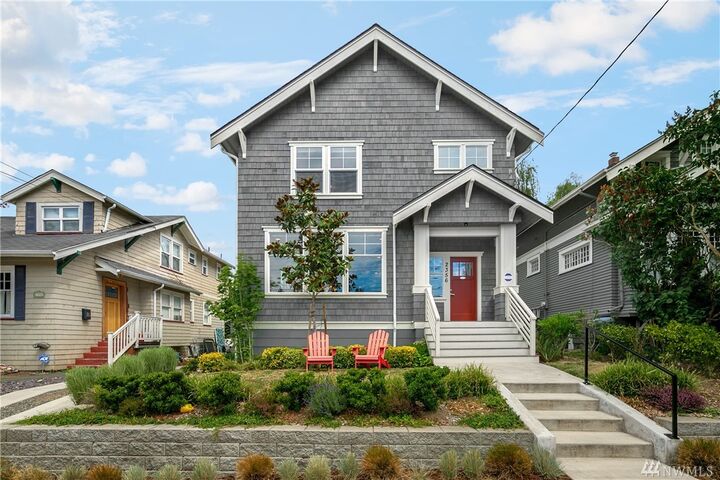 Property Photo:  2356 N 58th St  WA 98103 