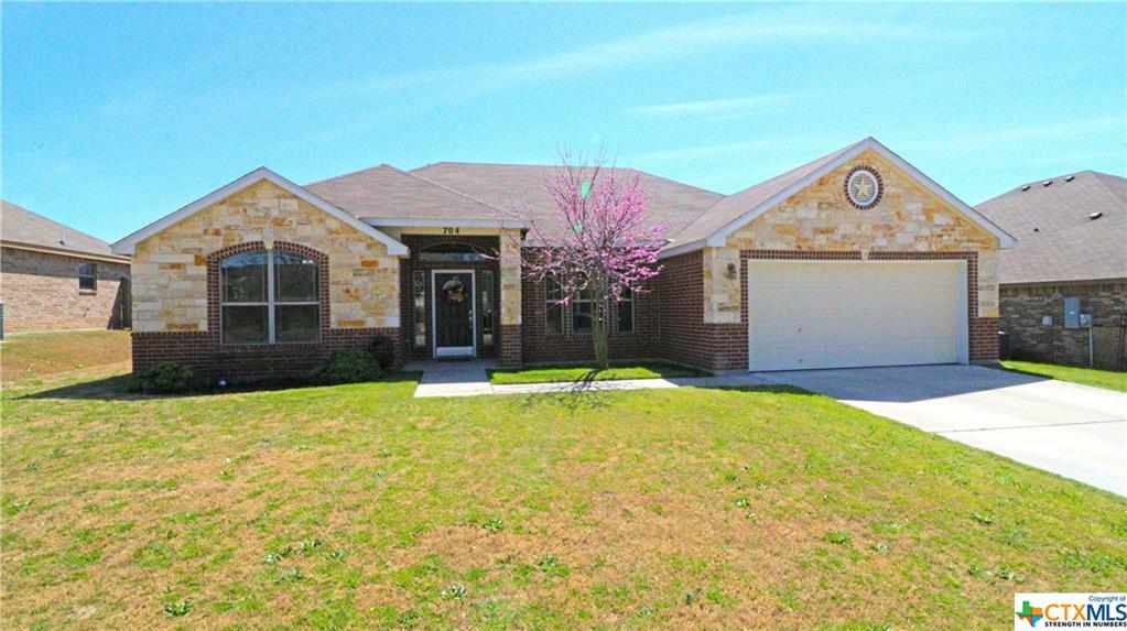 Property Photo: 704 Curtis Drive TX 76542