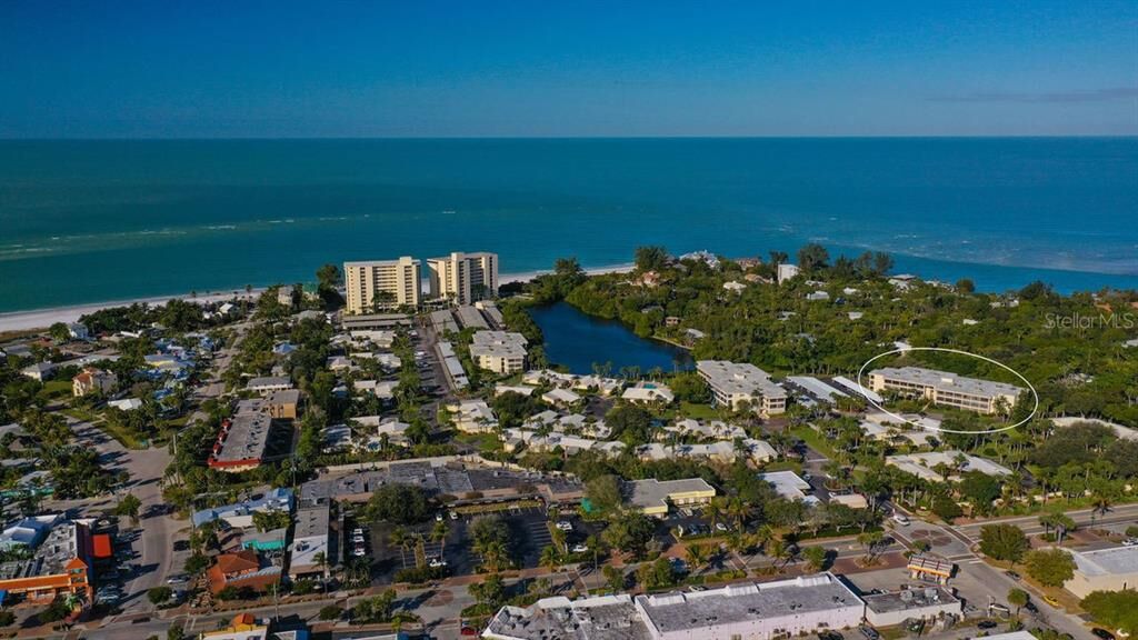 Property Photo: 225 Hourglass Way 301 FL 34242