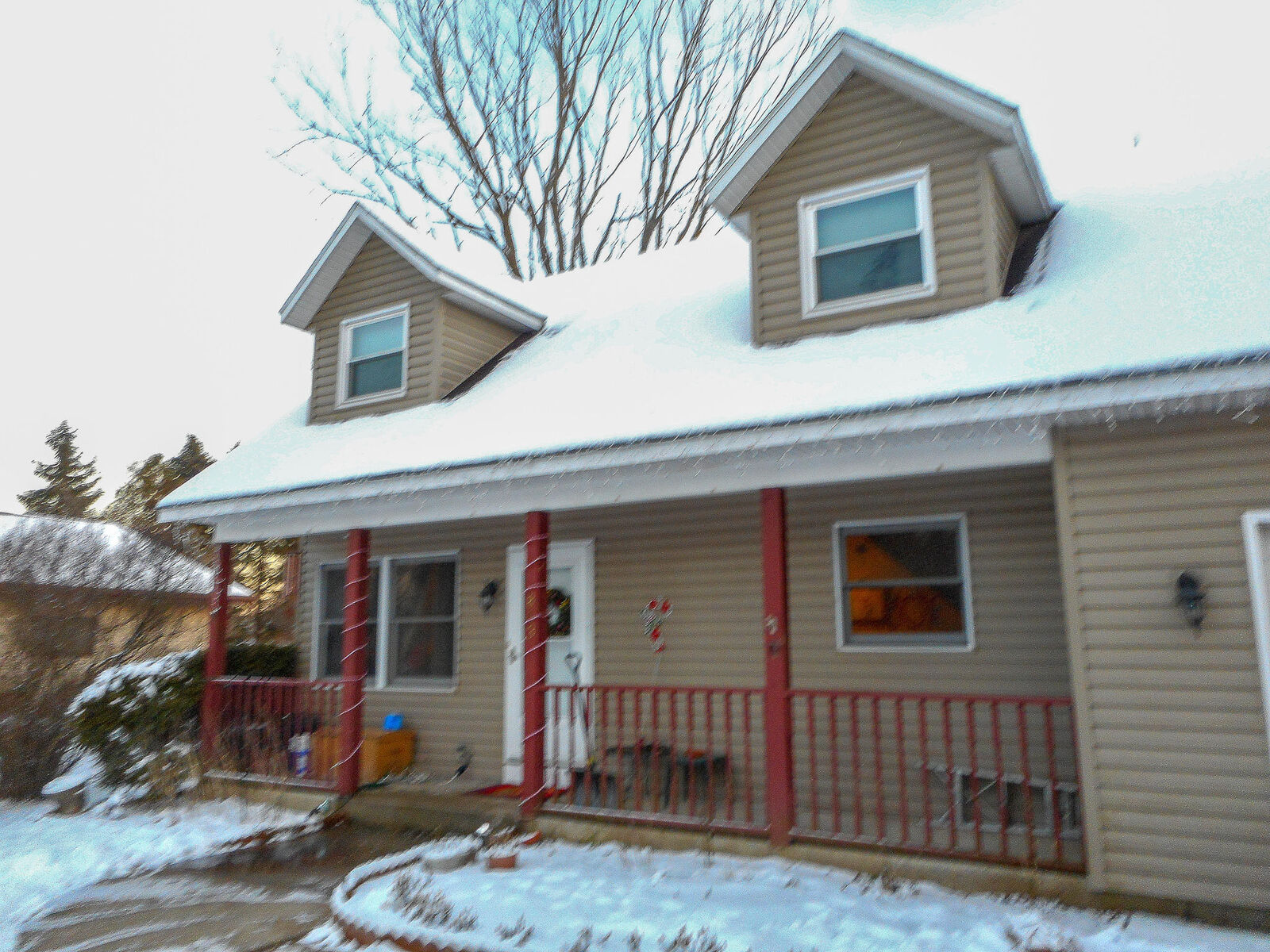Property Photo: 803 Steeple View Rd WI 53095