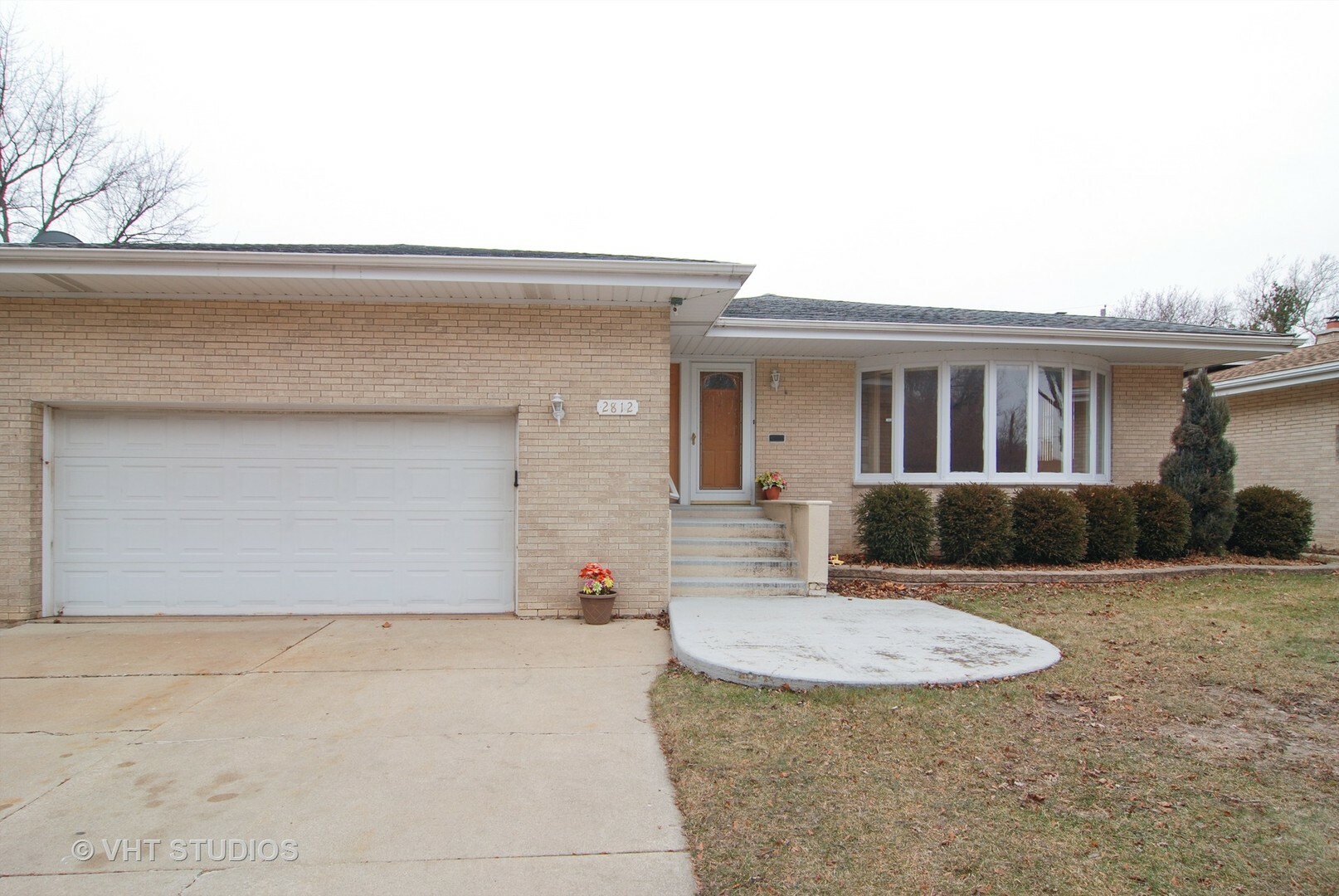 Property Photo:  2812 Sunnyside Avenue  IL 60154 