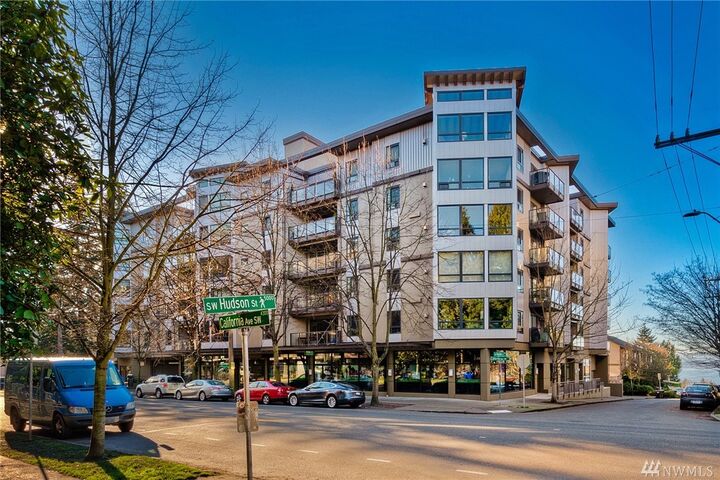 5001 California Ave SW 212  Seattle WA 98136 photo