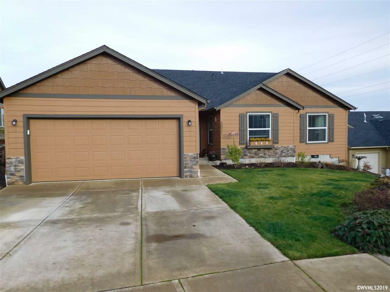 Property Photo:  3021 Eagle Feather Ct  OR 97304 