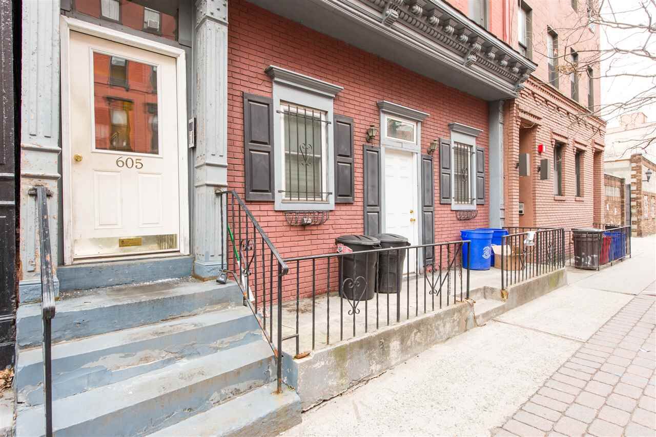 Property Photo:  605 1st St 7 (4L)  NJ 07030 