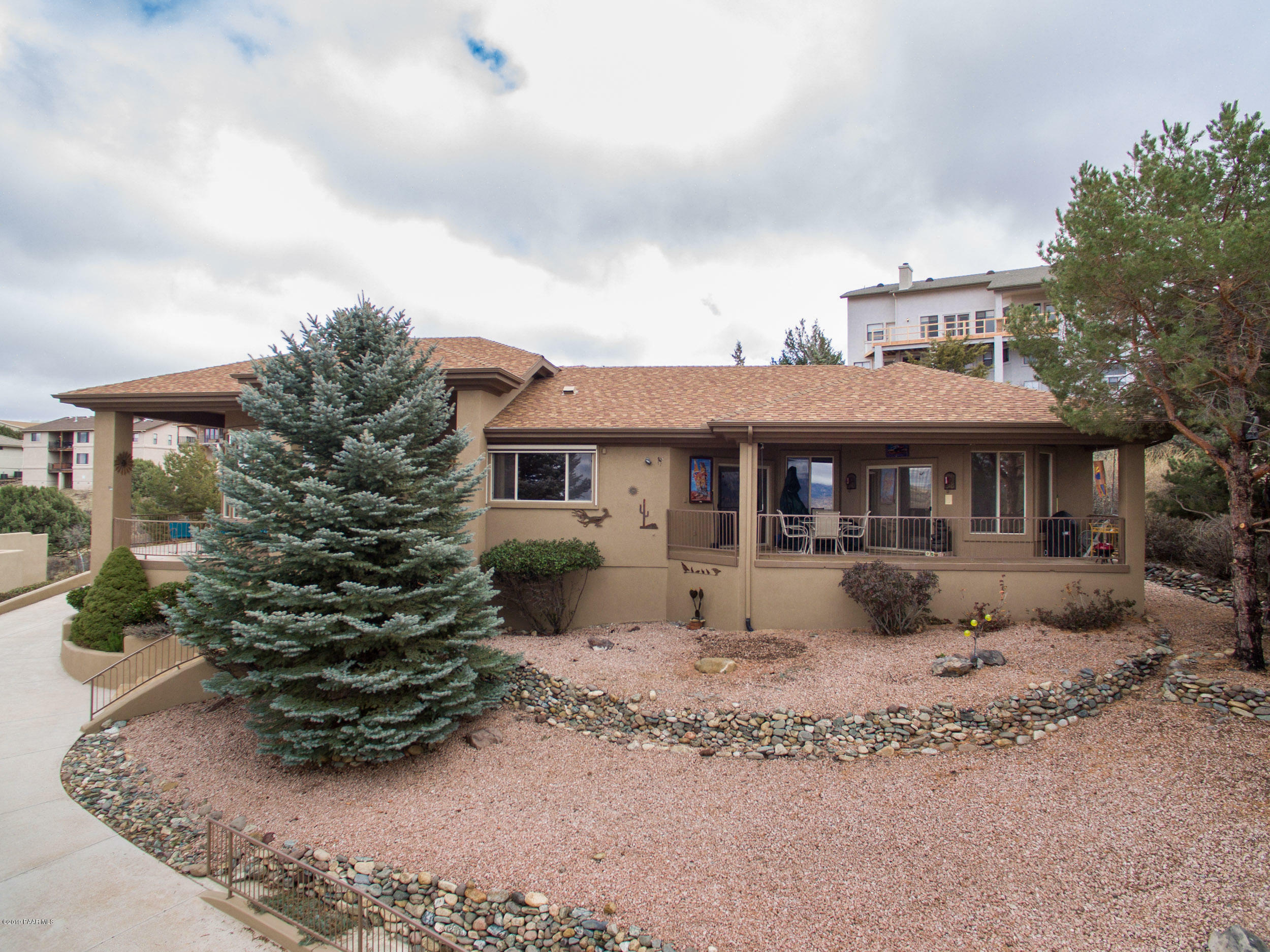 Property Photo:  841 Flying U Court  AZ 86301 