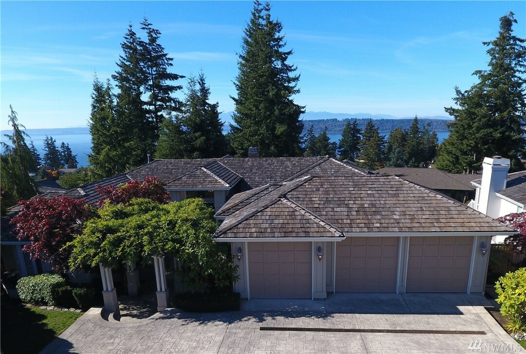 Property Photo: 5726 94th Place SW WA 98275