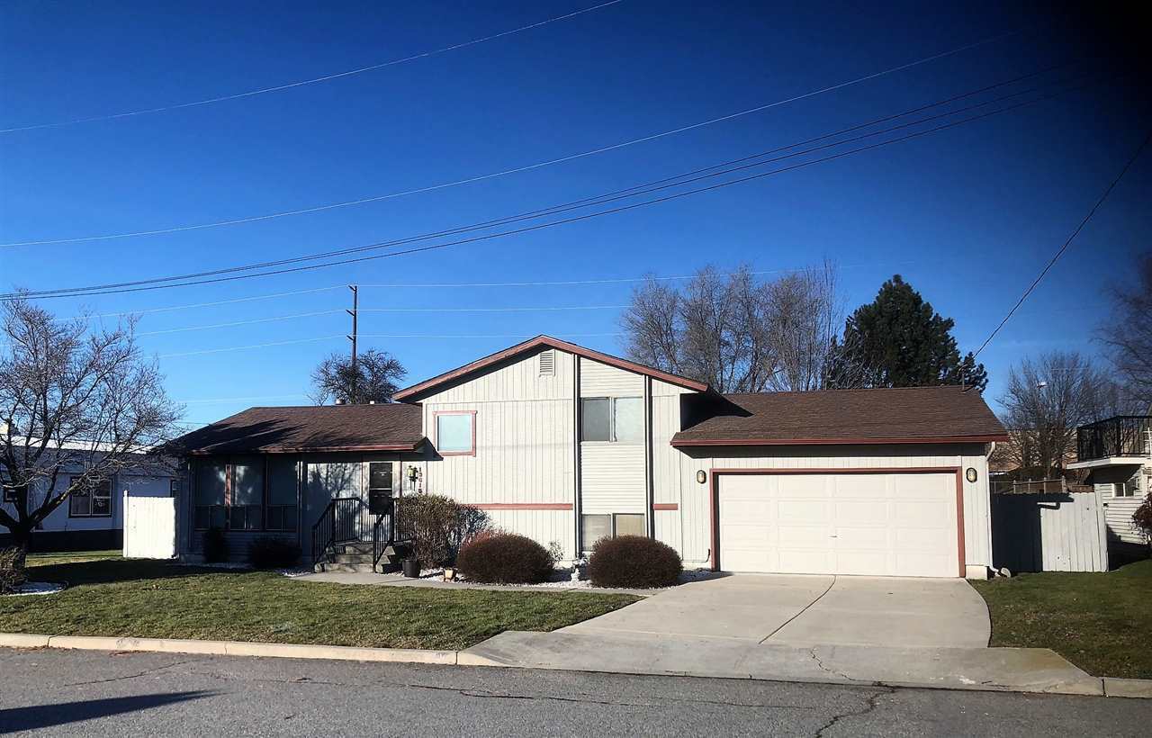 Property Photo: 13615 E 3rd Ave 99216
