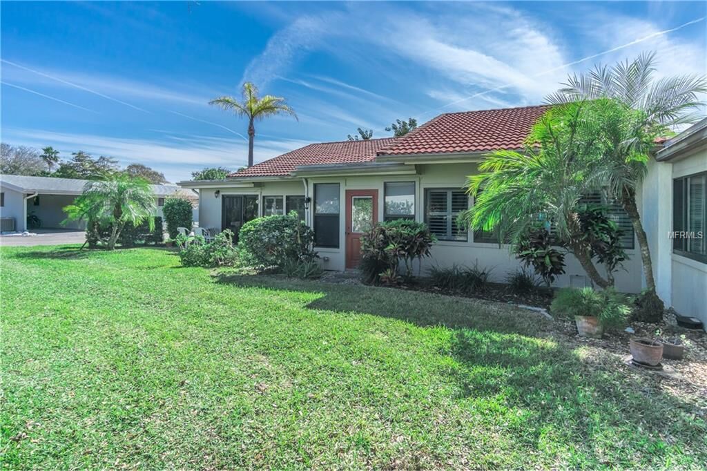 Property Photo: 500 Park Boulevard S 85 FL 34285
