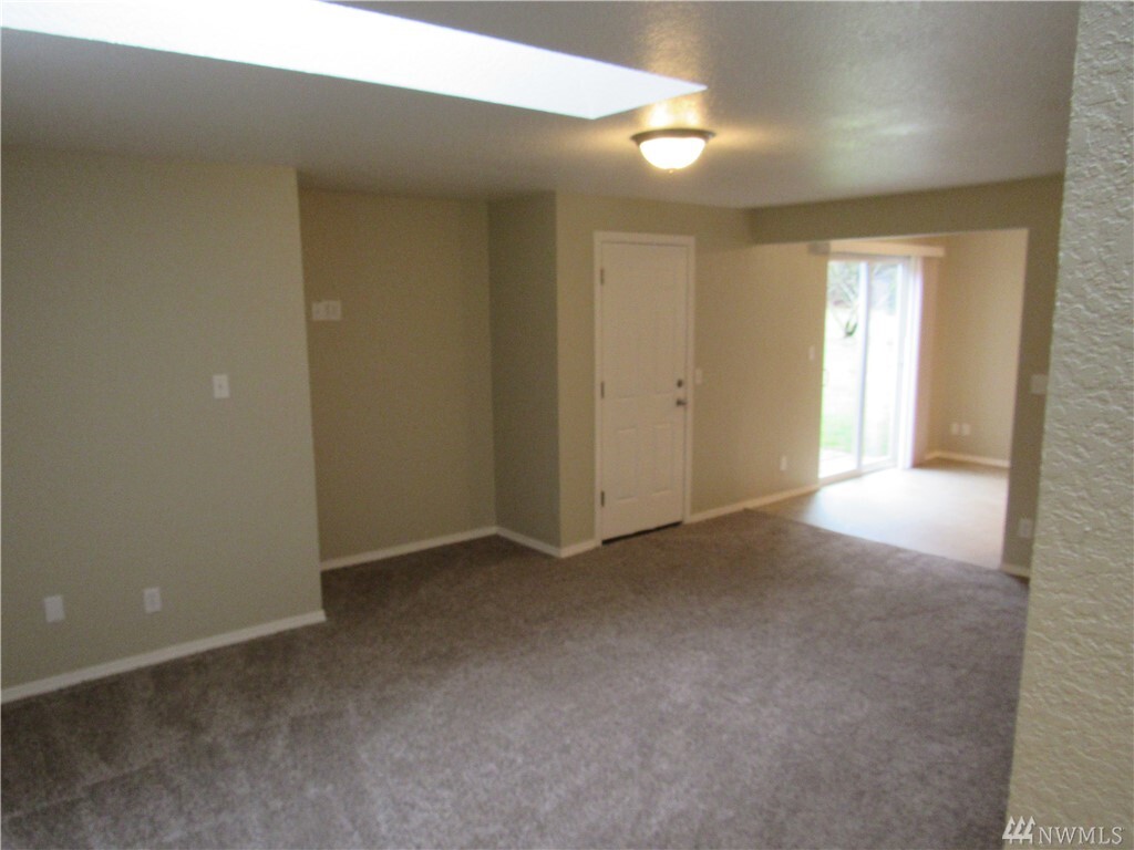 Property Photo:  11810  240th Street NE  WA 98822 