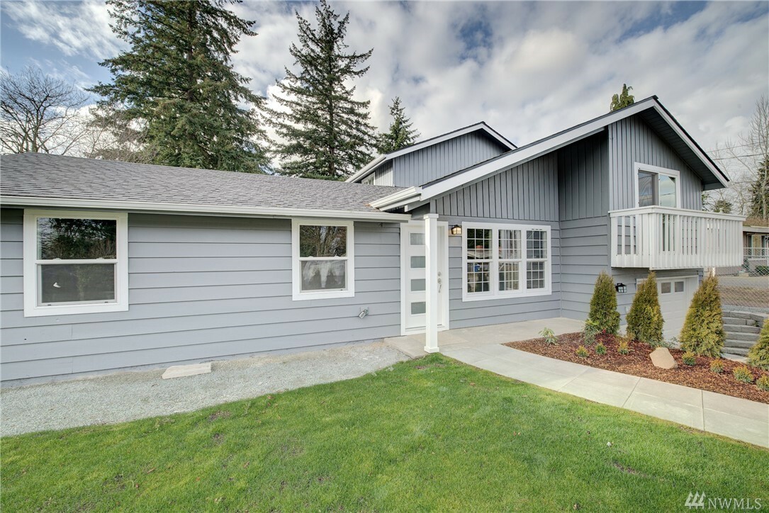 Property Photo:  17029 40th Ave S  WA 98188 