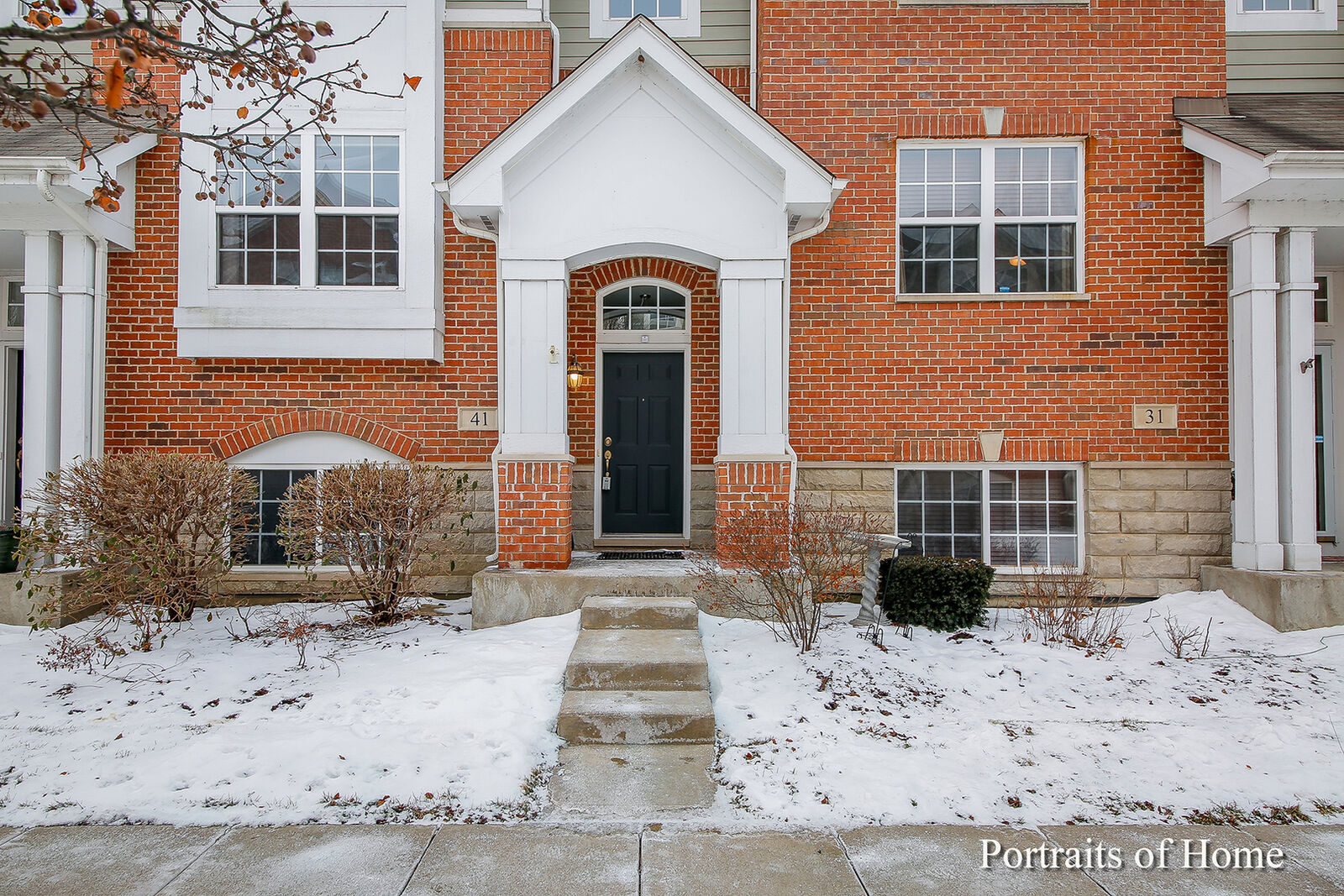 Property Photo:  41 Grace Court  IL 60439 