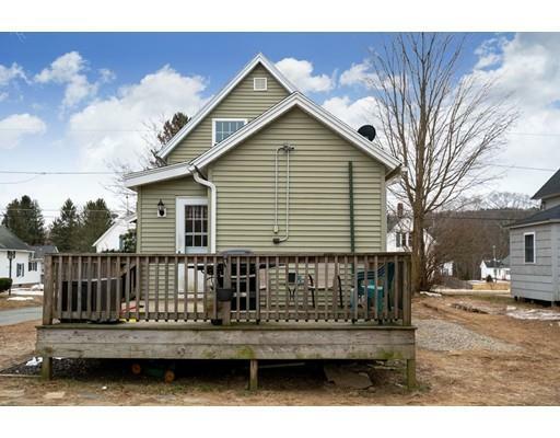 Property Photo:  38 Quinebaug Rd  MA 01571 