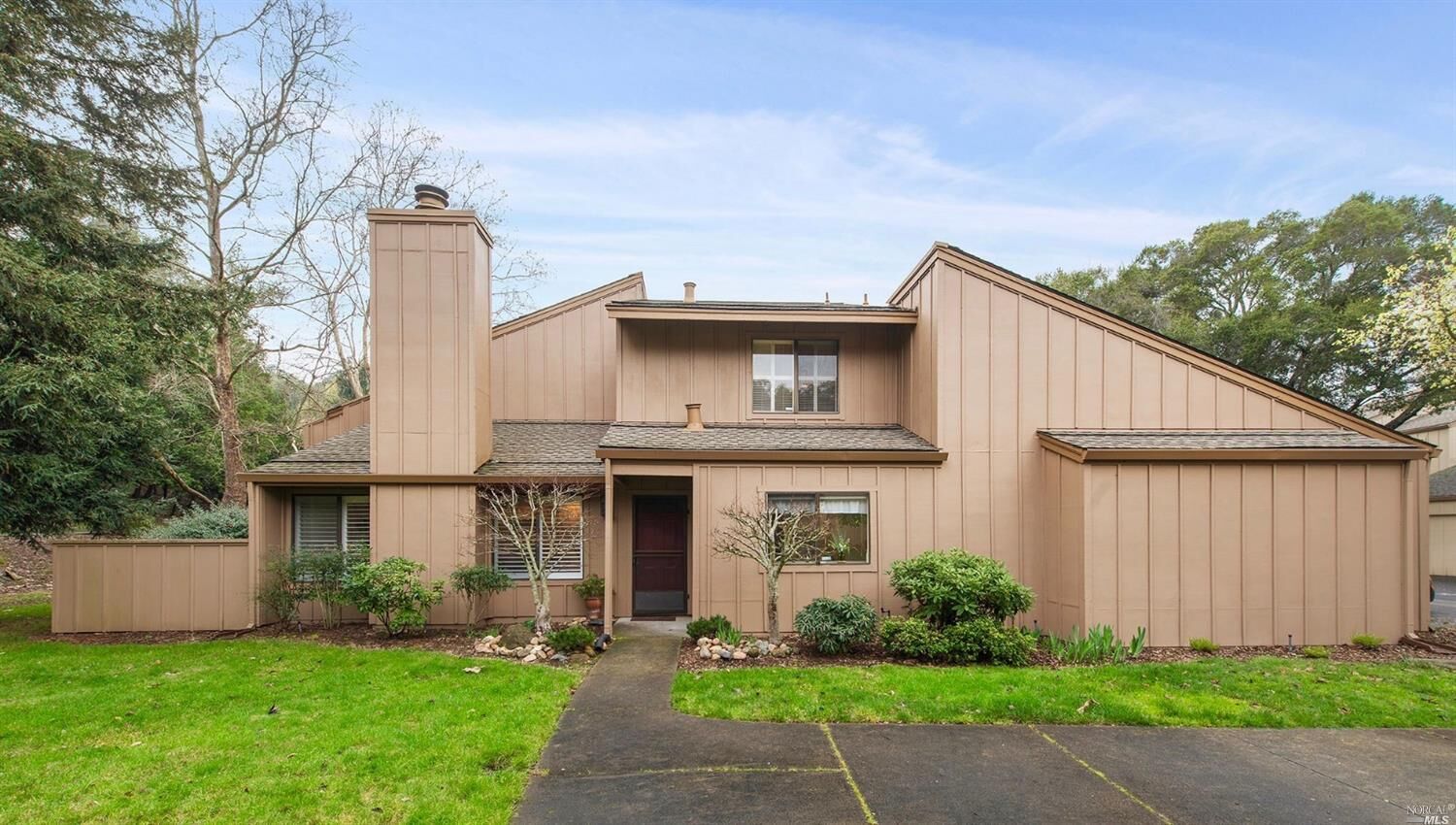 Property Photo:  16 California Condor Way  CA 94949 