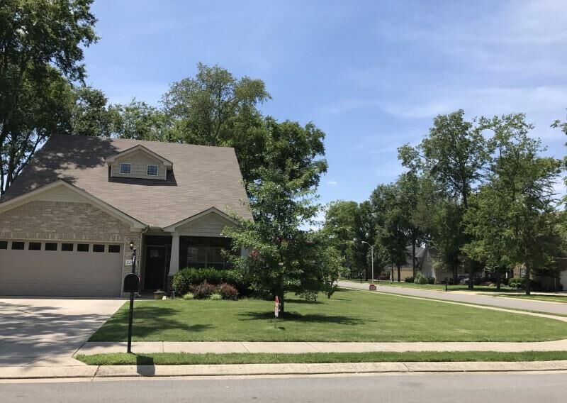 Property Photo:  2204 Burnside Dr  TN 37128 