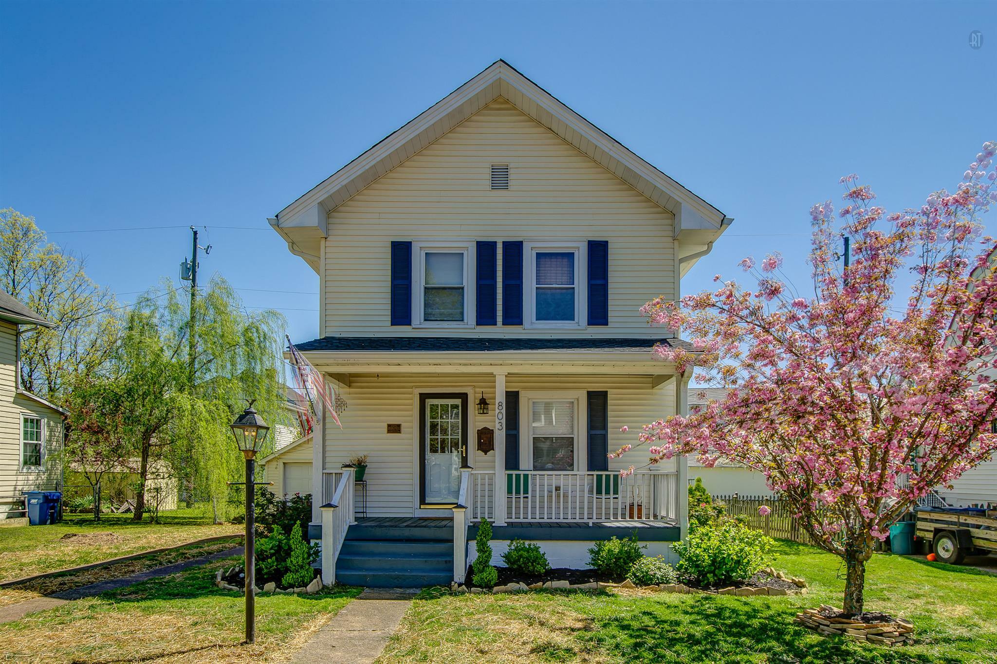 Property Photo:  803 Lawrence St  TN 37138 