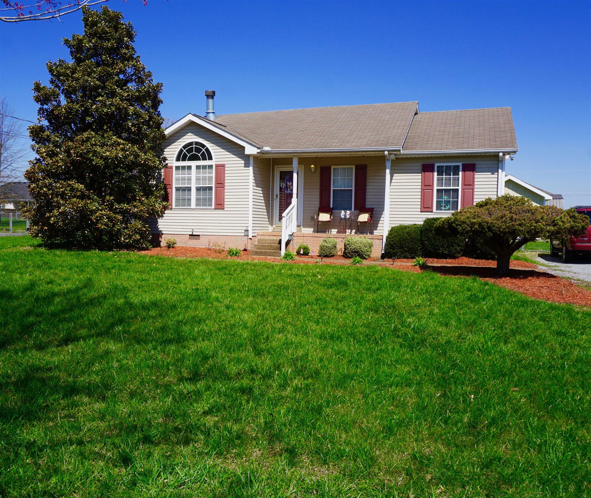 Property Photo:  113 Hillcreek Ct  TN 37148 