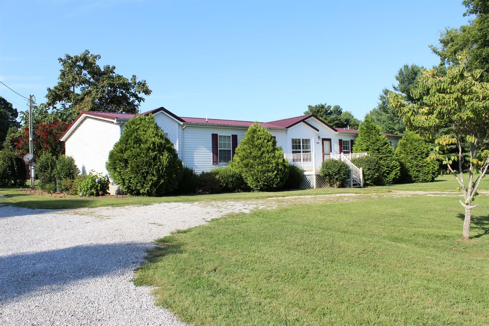 Property Photo: 338 Penile Dr TN 37324