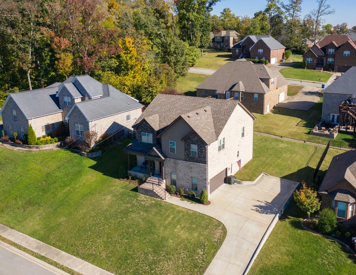 Property Photo: 485 Williamsport Dr TN 37167