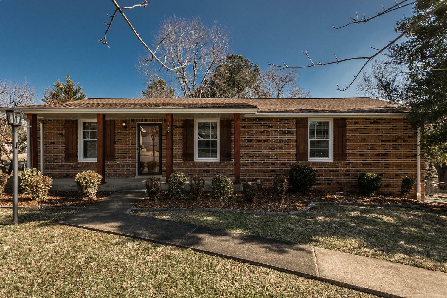Property Photo: 685 Atlanta Dr TN 37076