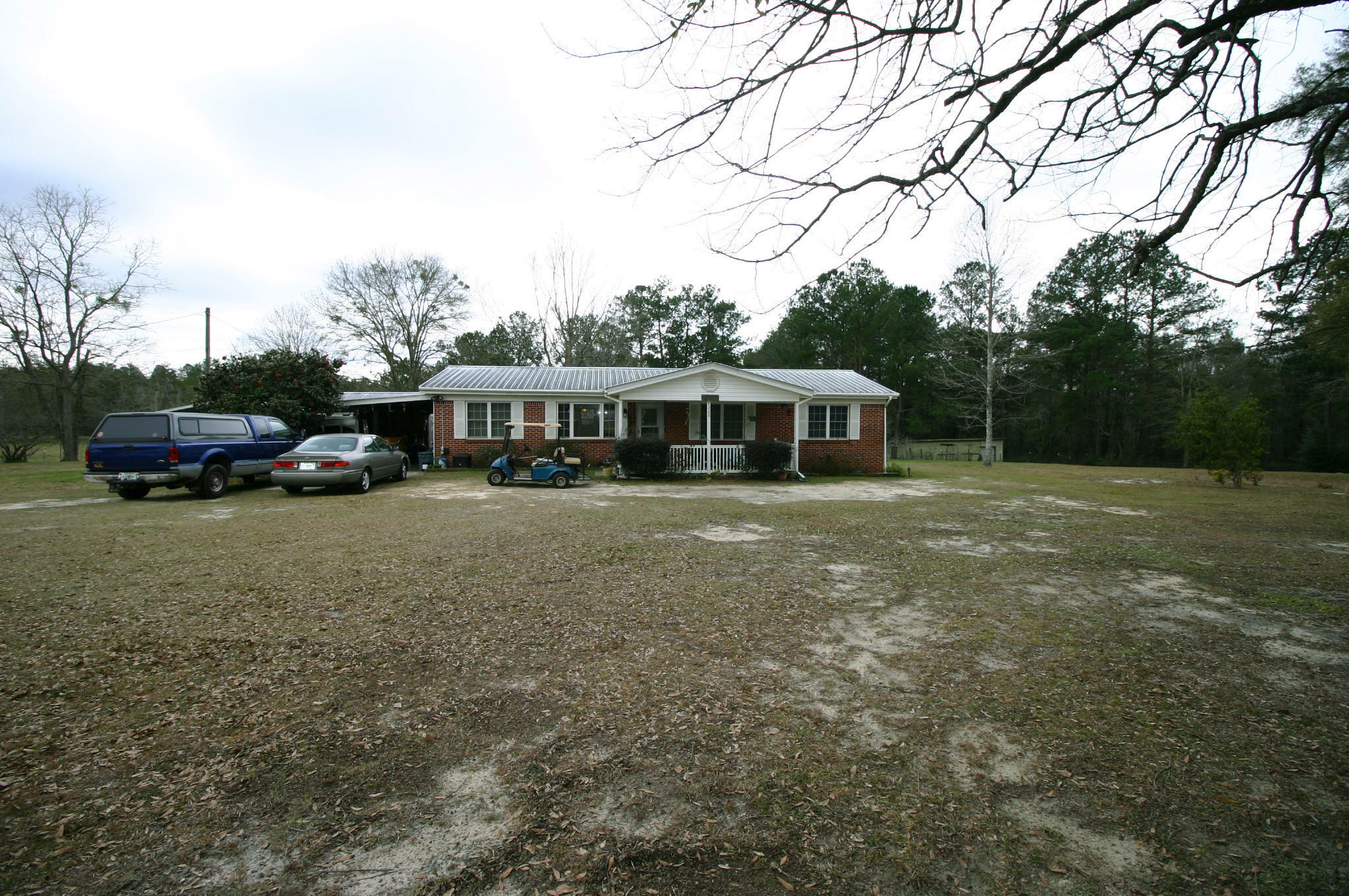 Property Photo:  8527 N Highway 85  FL 32567 