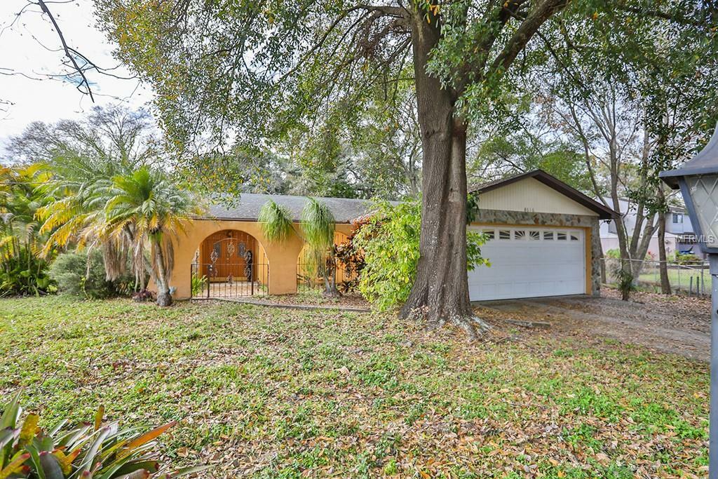 Property Photo:  8616 Blossom Avenue  FL 33614 