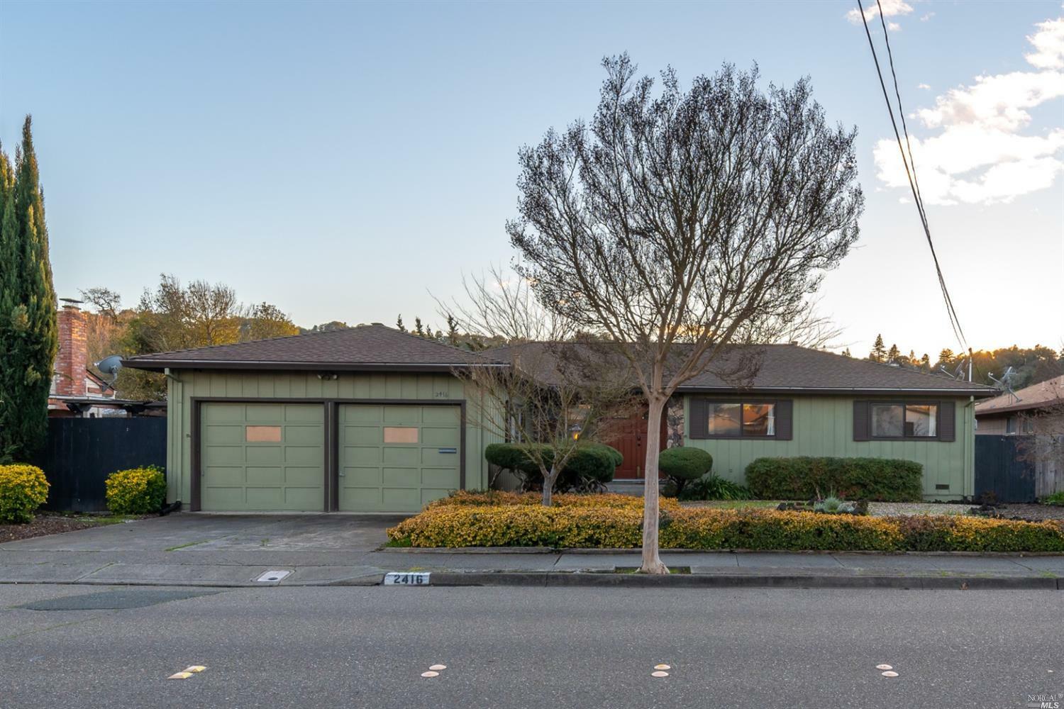 Property Photo:  2416 Neotomas Avenue  CA 95405 