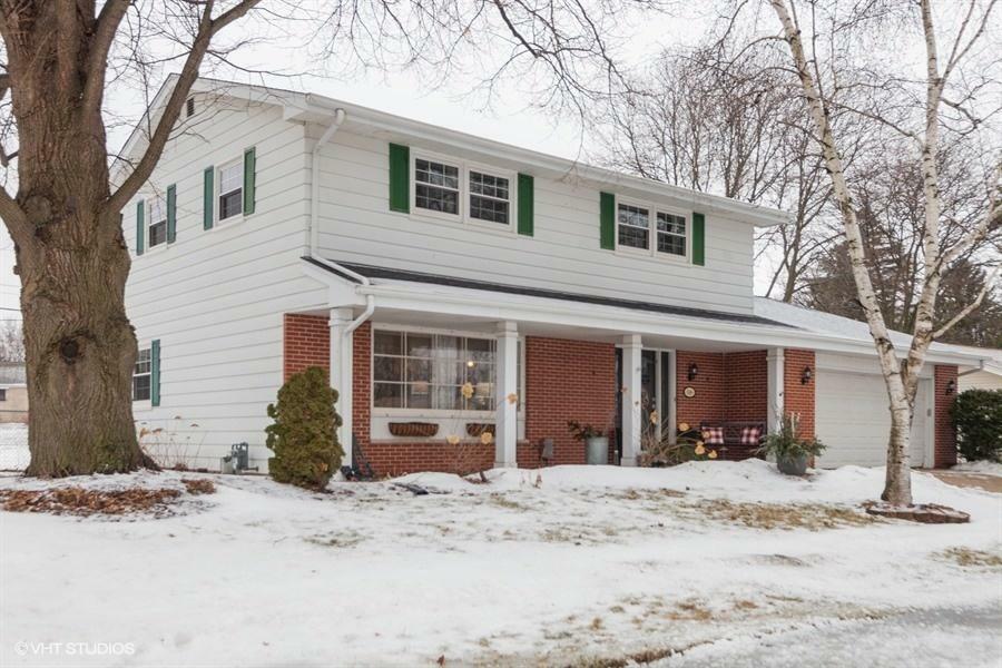 Property Photo:  1509 Dixie Dr  WI 53189 