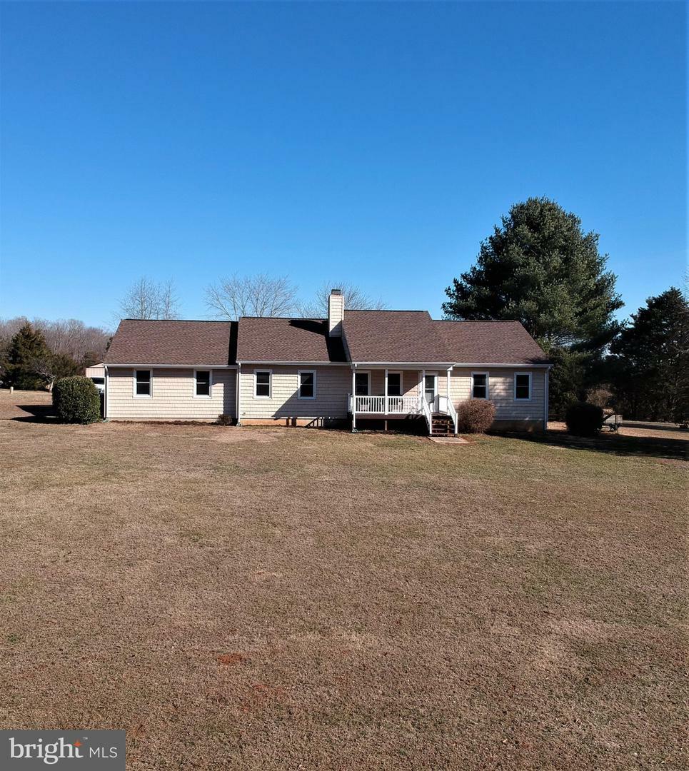 Property Photo:  19243 Clover Hill Road  VA 22724 