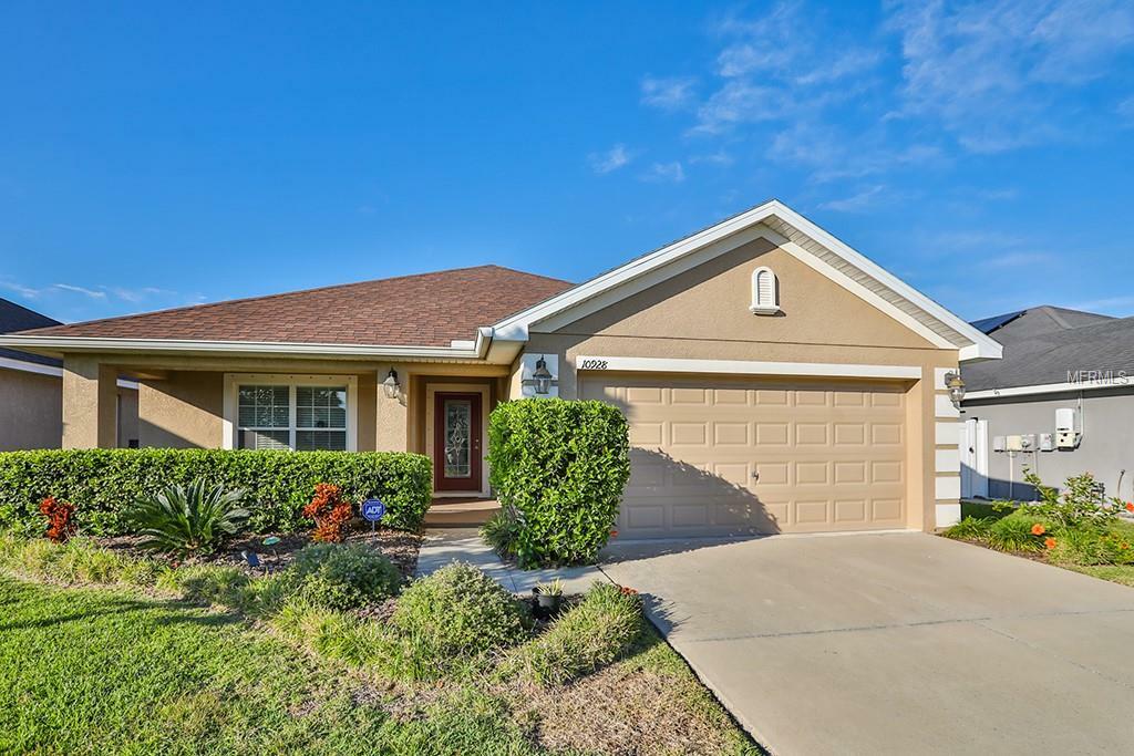 Property Photo:  10928 Standing Stone Drive  FL 33598 