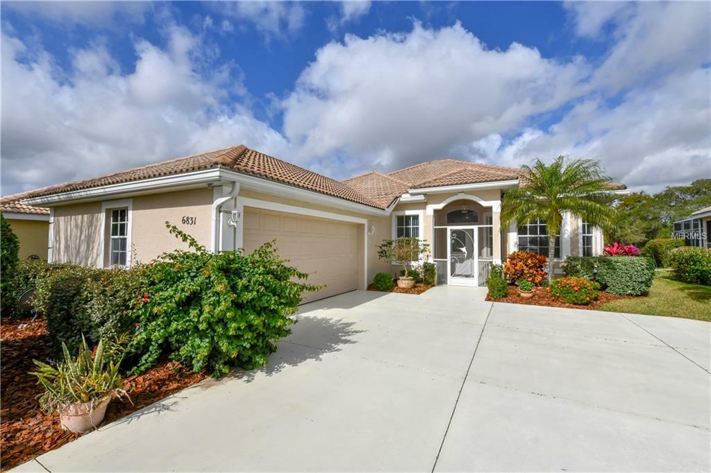 6831 Sagebrush Circle  Sarasota FL 34243 photo