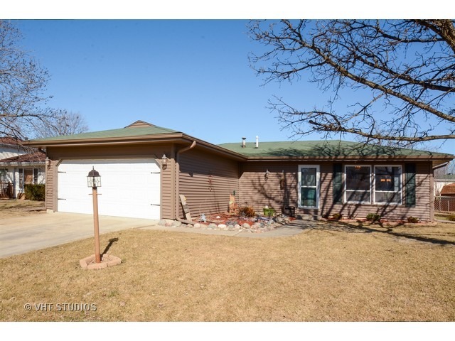 Property Photo:  351 Kathy Drive  IL 60914 