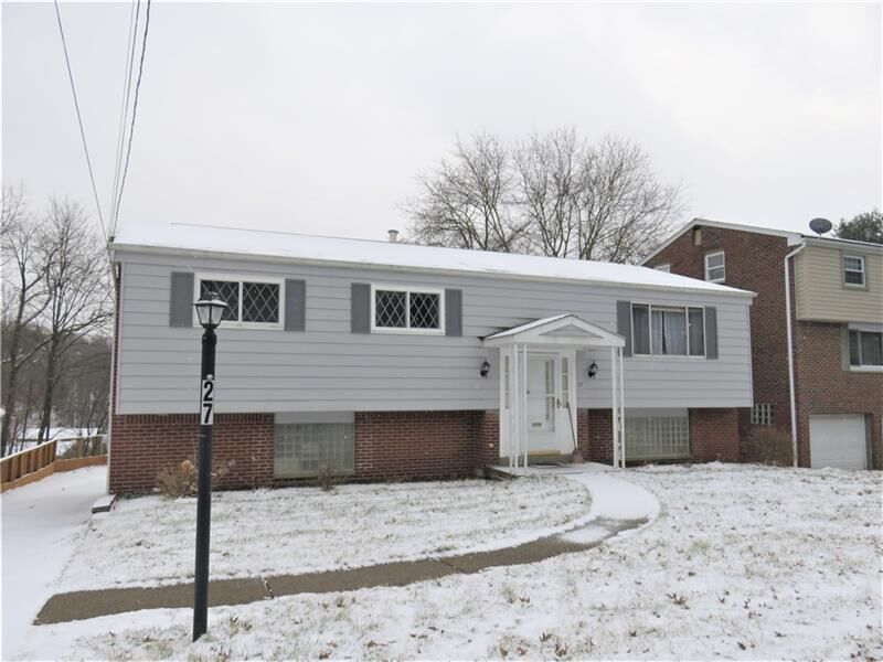 Property Photo: 27 Falkirk Dr PA 15235
