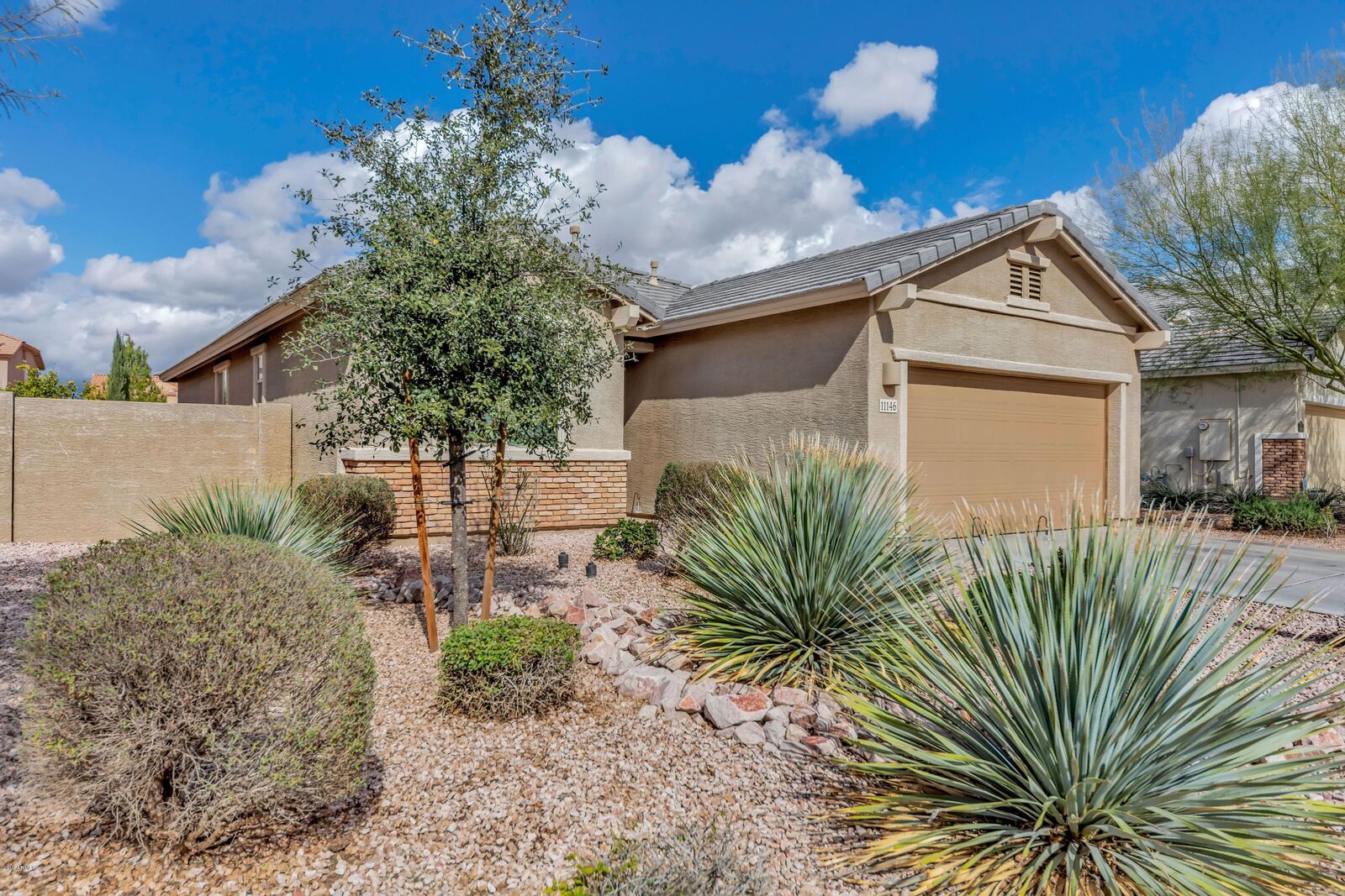 Property Photo: 11146 E Sebring Avenue AZ 85212